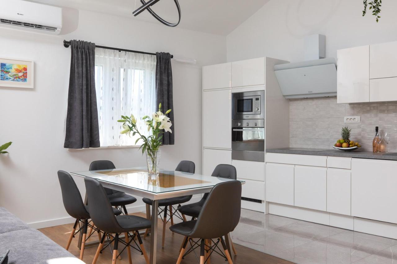 Metily Apartment Split Dış mekan fotoğraf